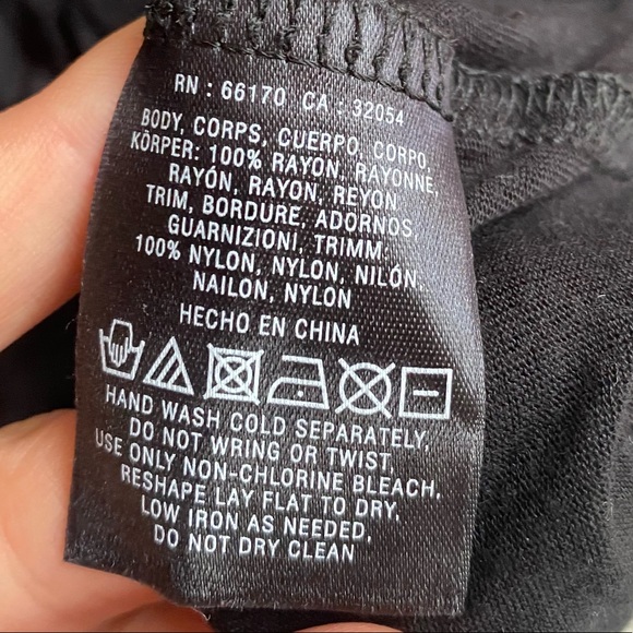 ANTHROPOLOGIE Lace Tank - Picture 6 of 6